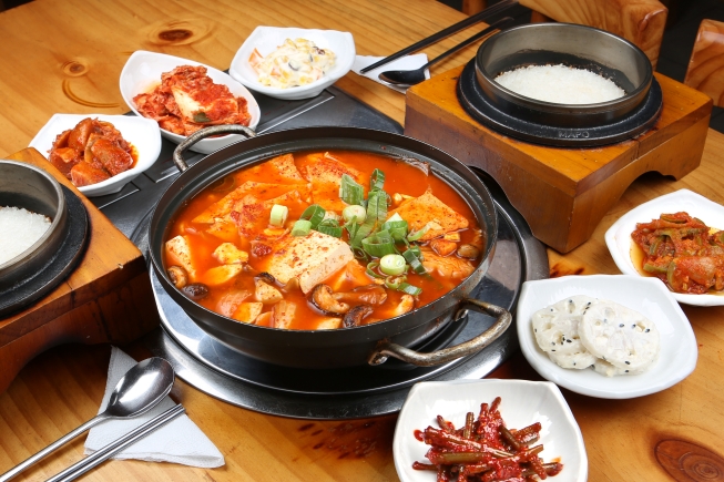 순하네 돌솥밥집 사진 1