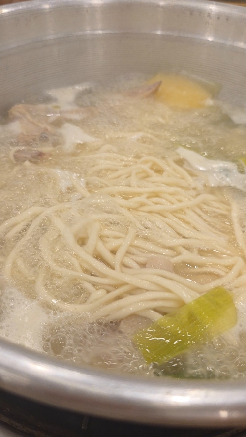 효담칼국수 닭한마리 명동본점 사진 2