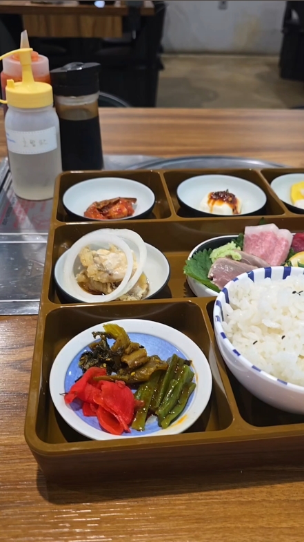 해적창고 마켓&라운지 사진 2