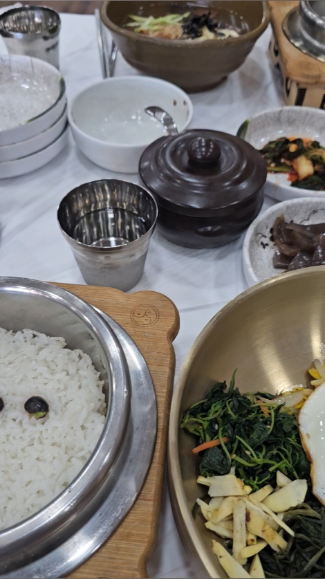 자연에서온집밥비빔밥 사진 2