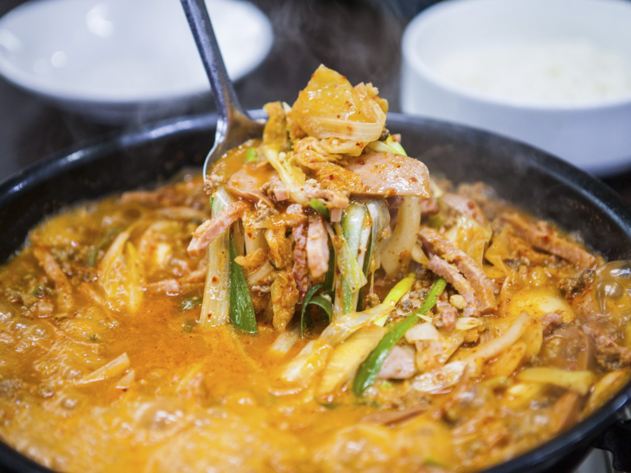 송탄 최네집부대찌개 본점 사진 2