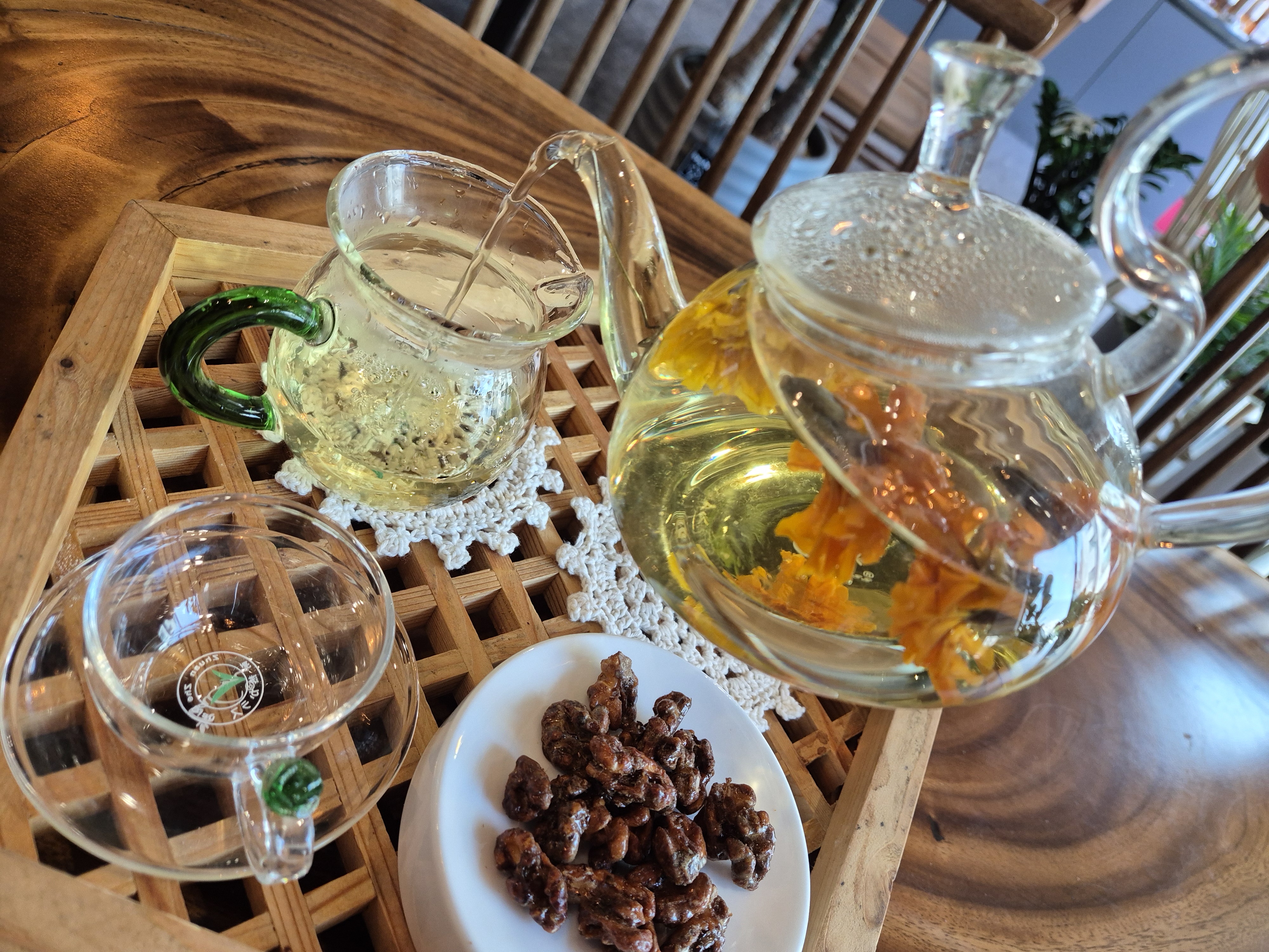 커피하다 & 꽃물을만나다 화성남양 사진 3