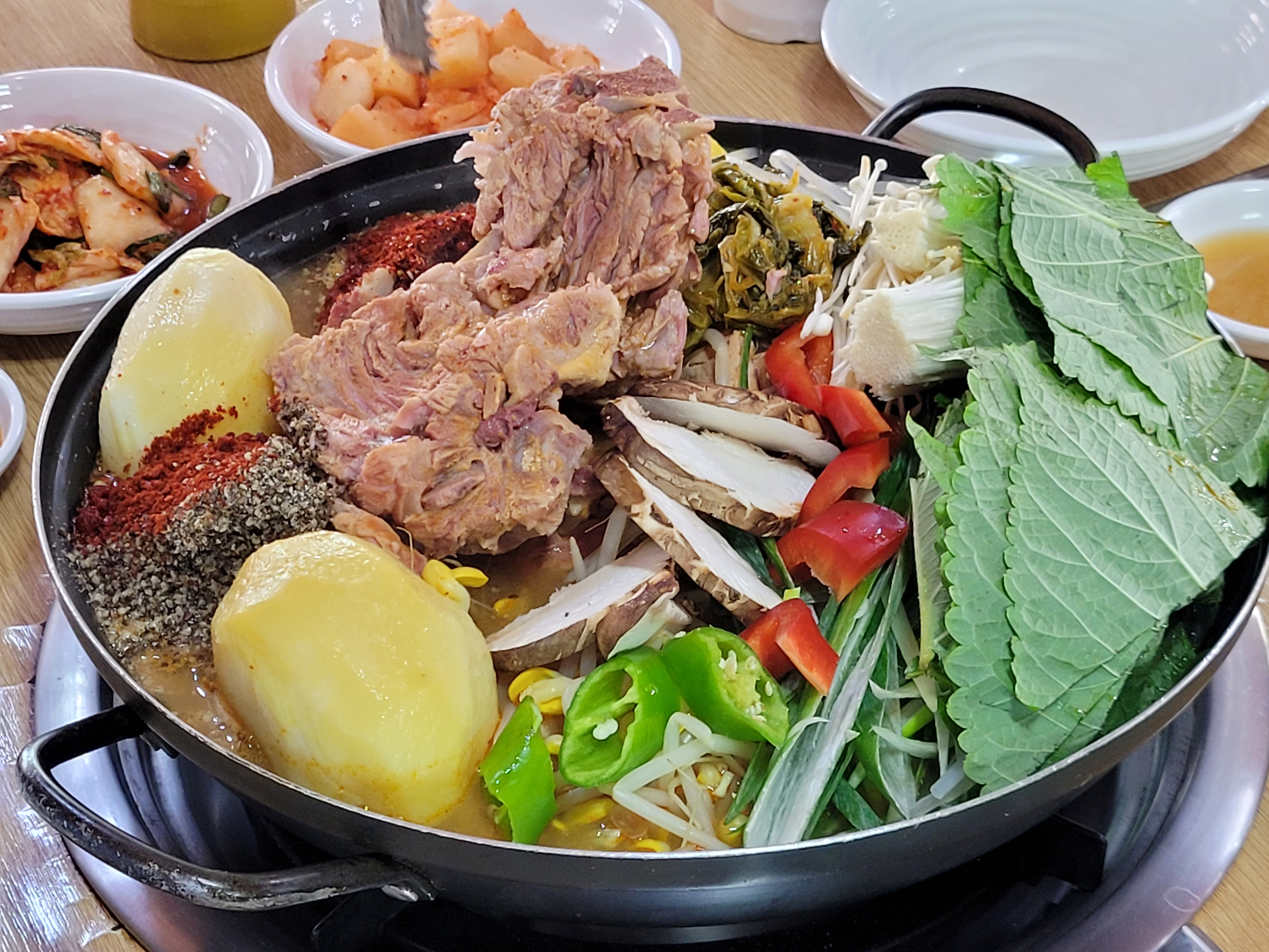서울감자탕 해장국 사진 5