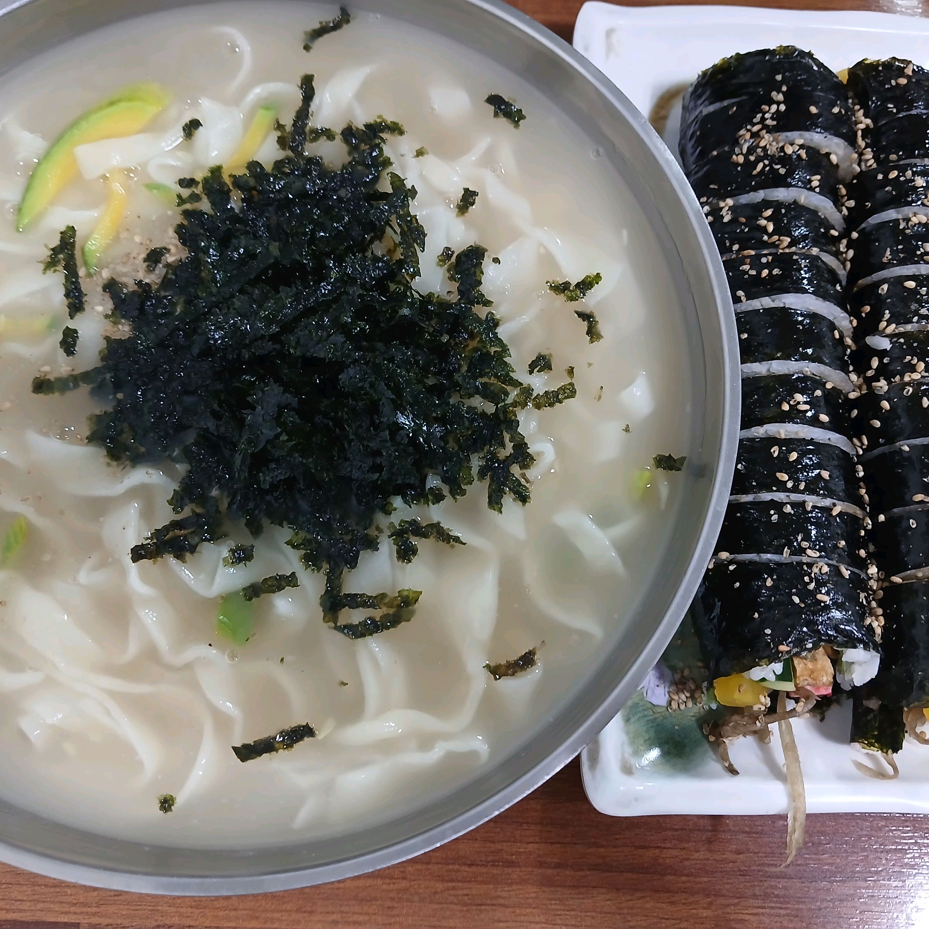 미각칼국수 사진 2
