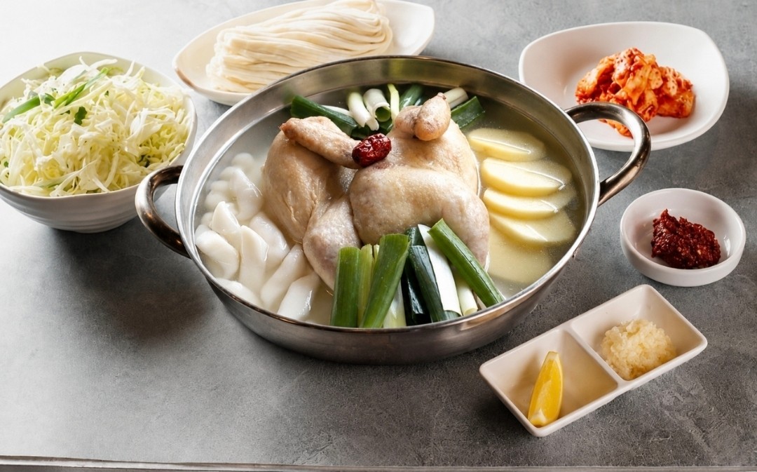 유닭스토리 닭한마리 신촌점 사진 1