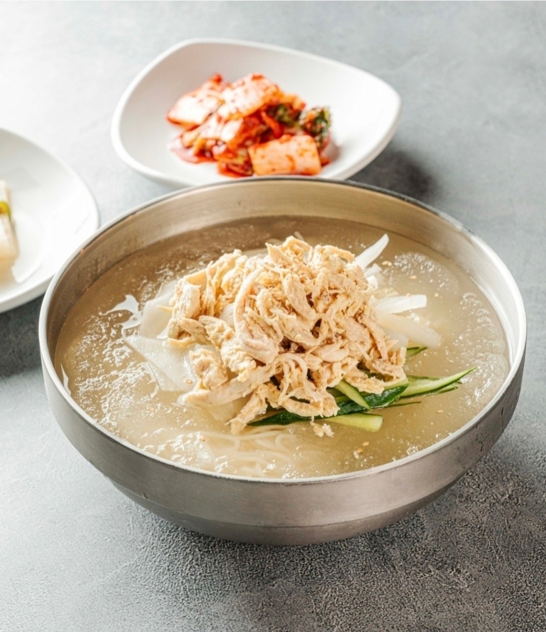 유닭스토리 닭한마리 신촌점 사진 3