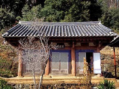 백련사 사진