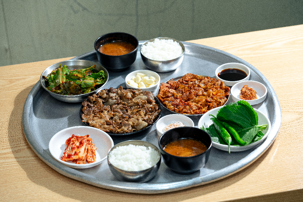 단골식당 연탄돼지불고기 사진 1