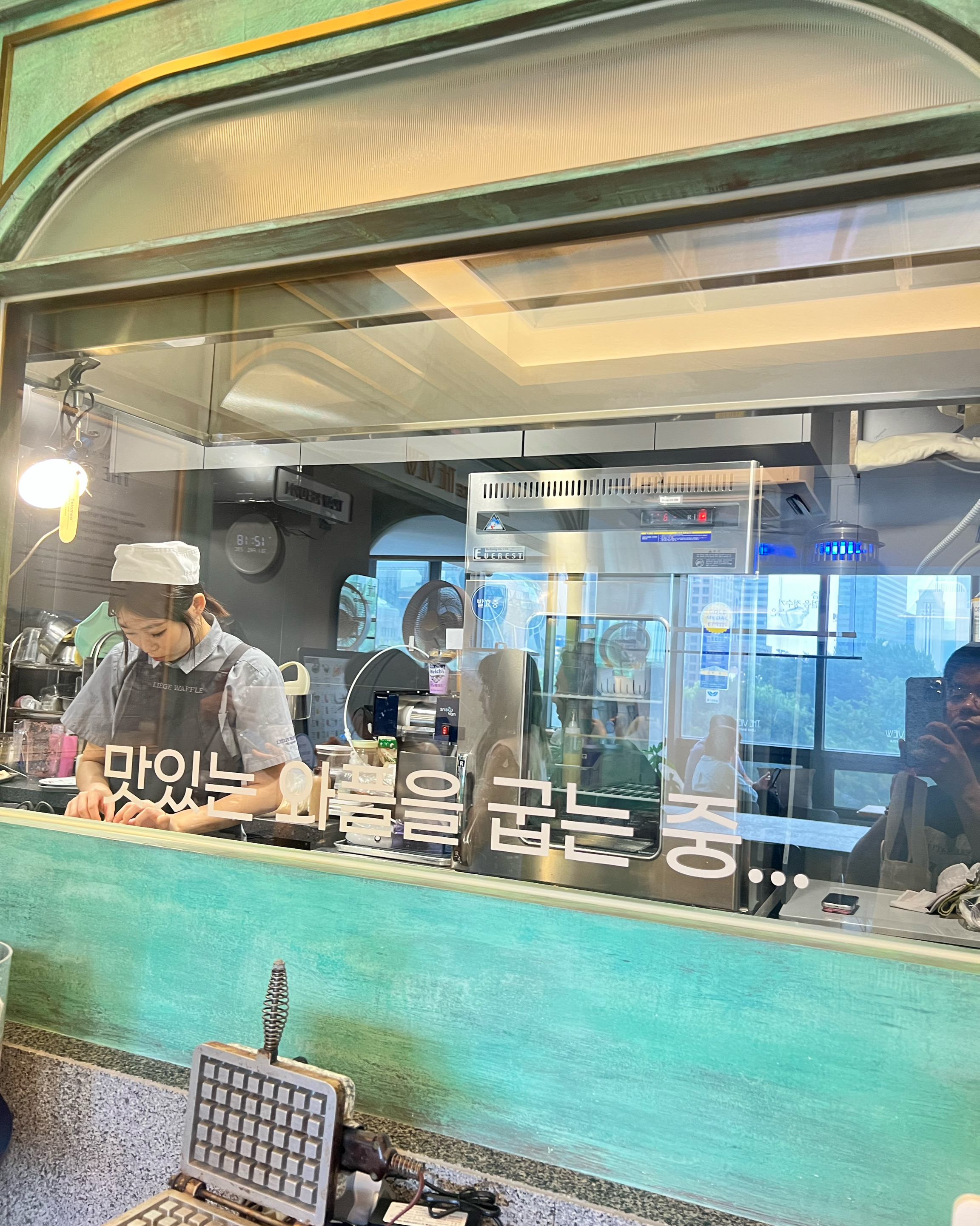 덕수궁 리에제와플 더뷰 디저트카페 사진 4