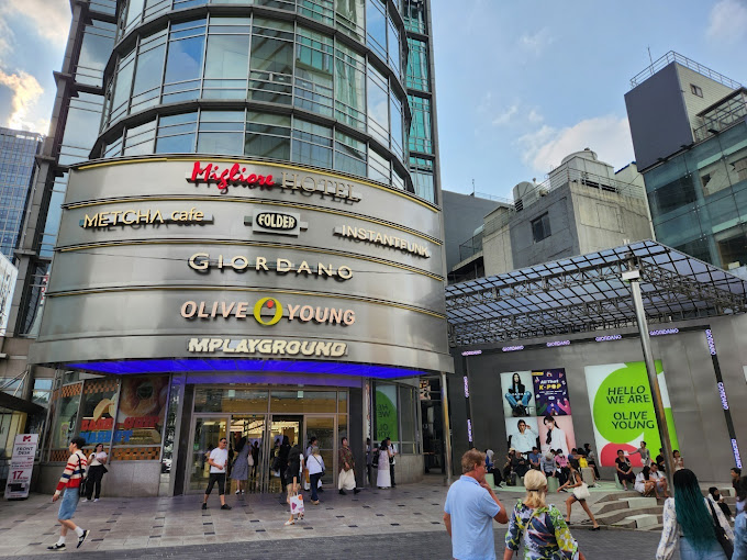 엠플레이그라운드 명동밀리오레점 사진 1