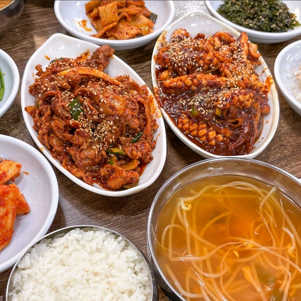 봄이네식당 사진 1