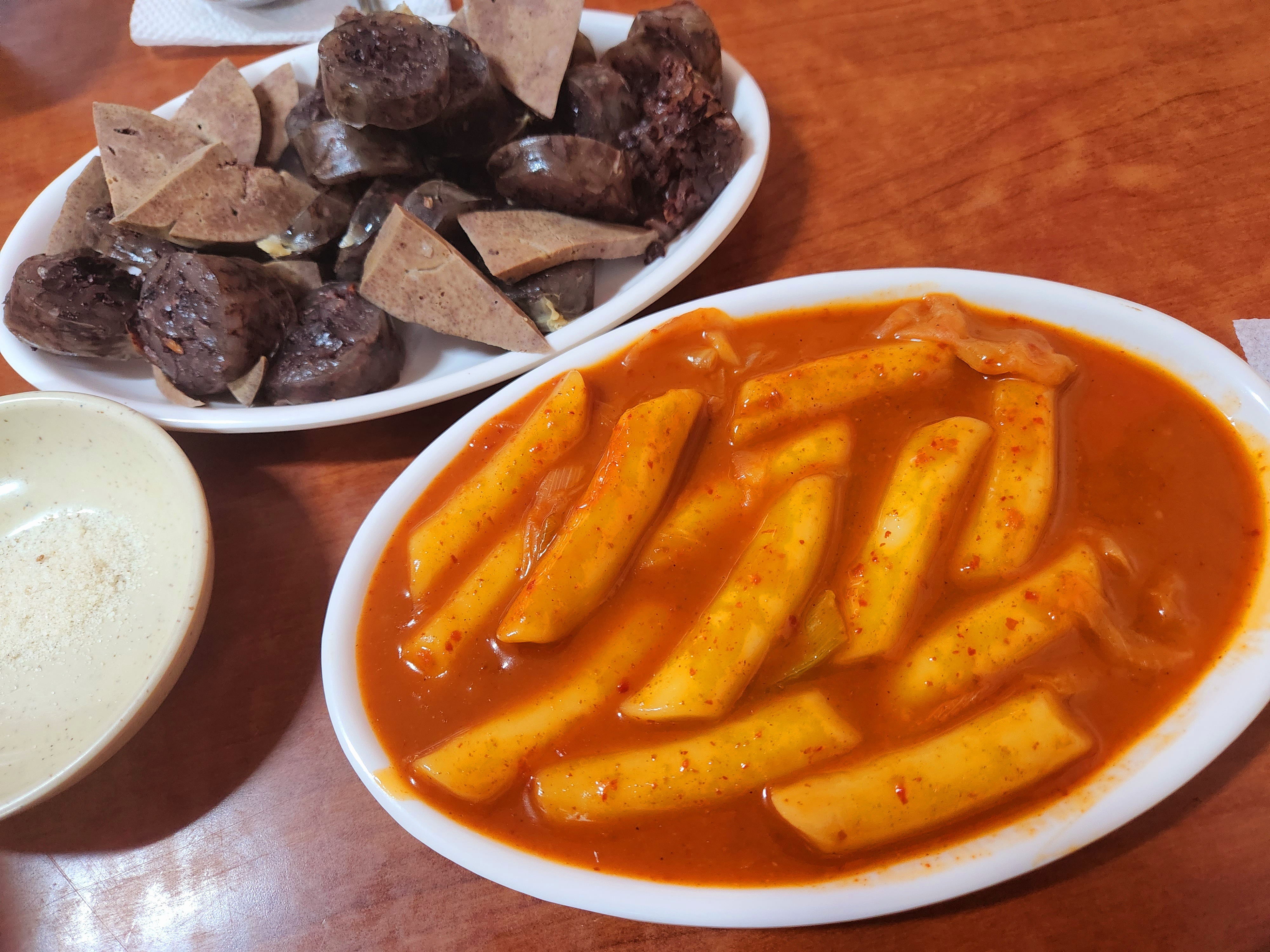 모퉁이집 사진
