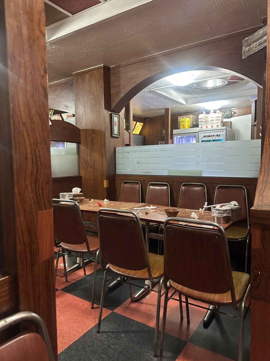 유진치킨 홍제점 사진 3