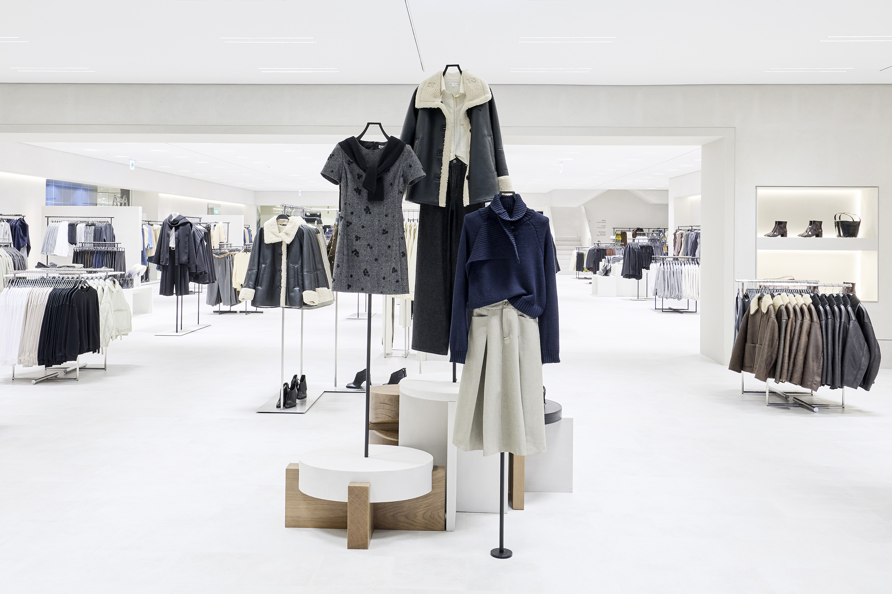 ZARA 롯데아울렛 서울역점 사진 2