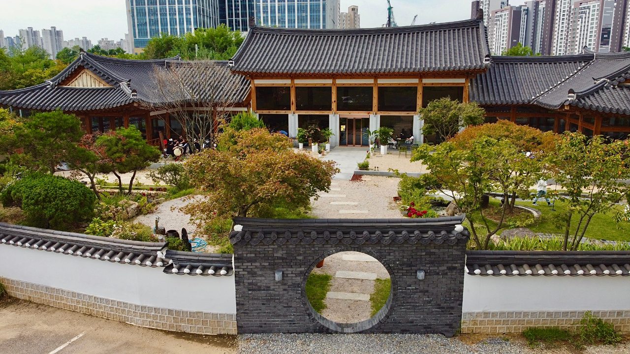 푸른한옥 사진