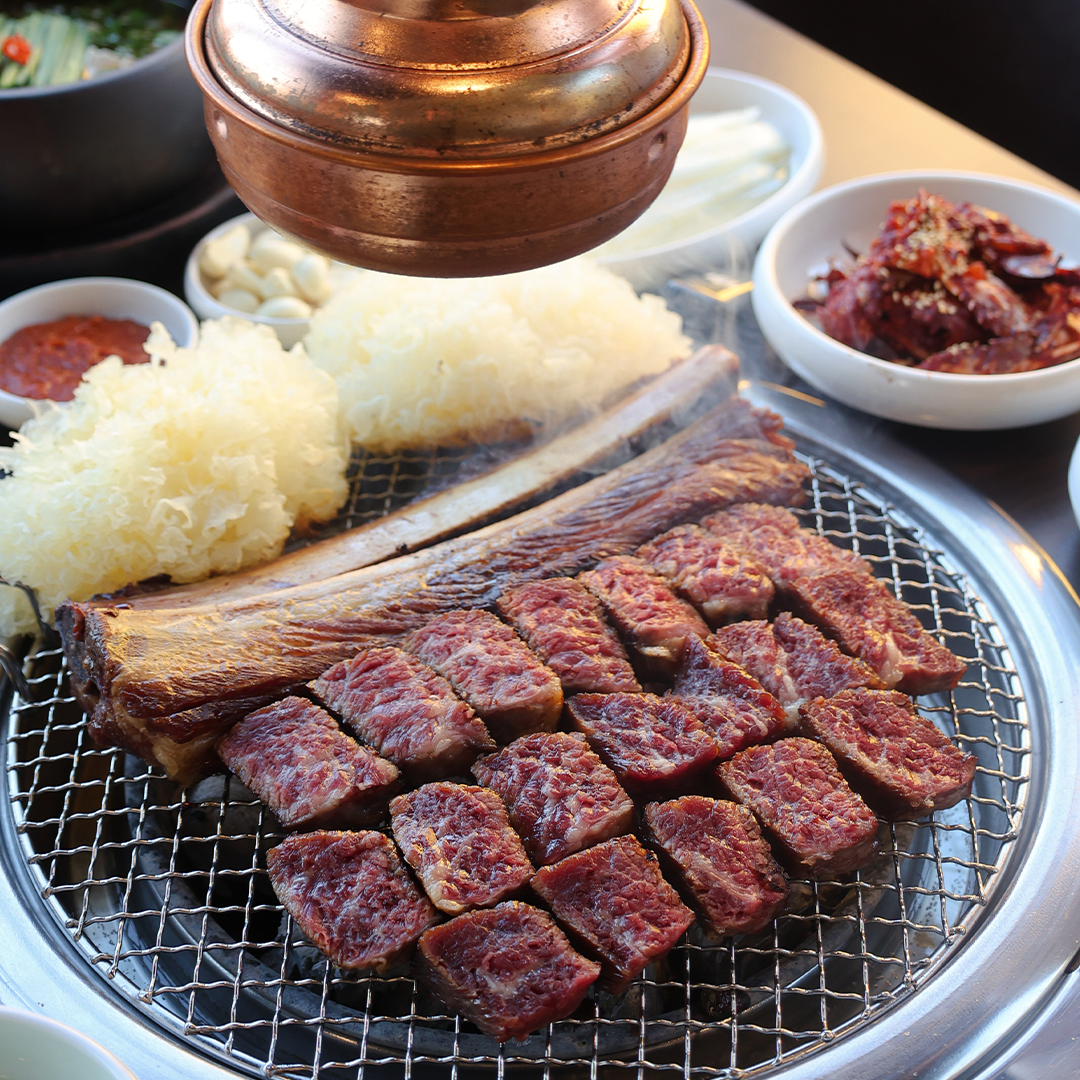 본가숯불돼지갈비 수성못점 사진 3