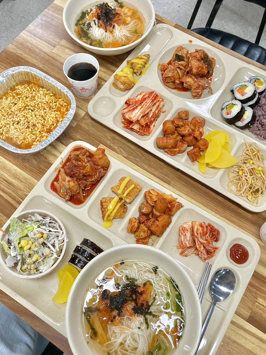 더쉐프한식부페 사진 1
