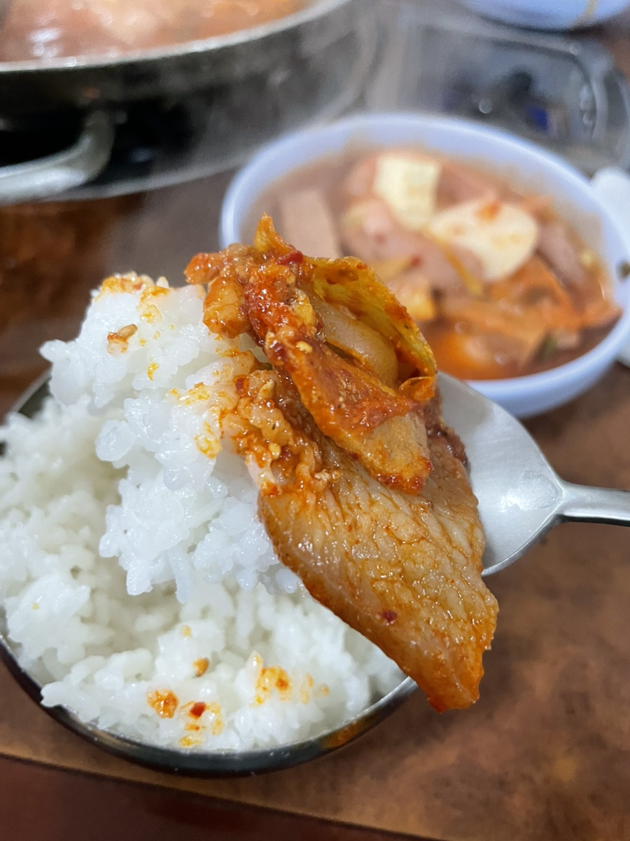 찐짜솥뚜껑삼겹살갈비 사진 4