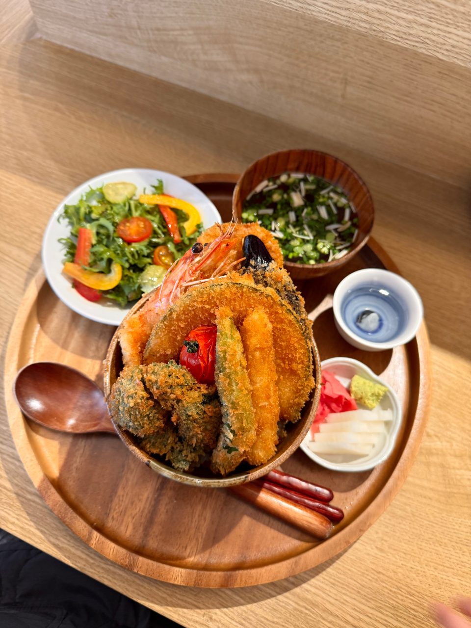 쿠부타야 사진