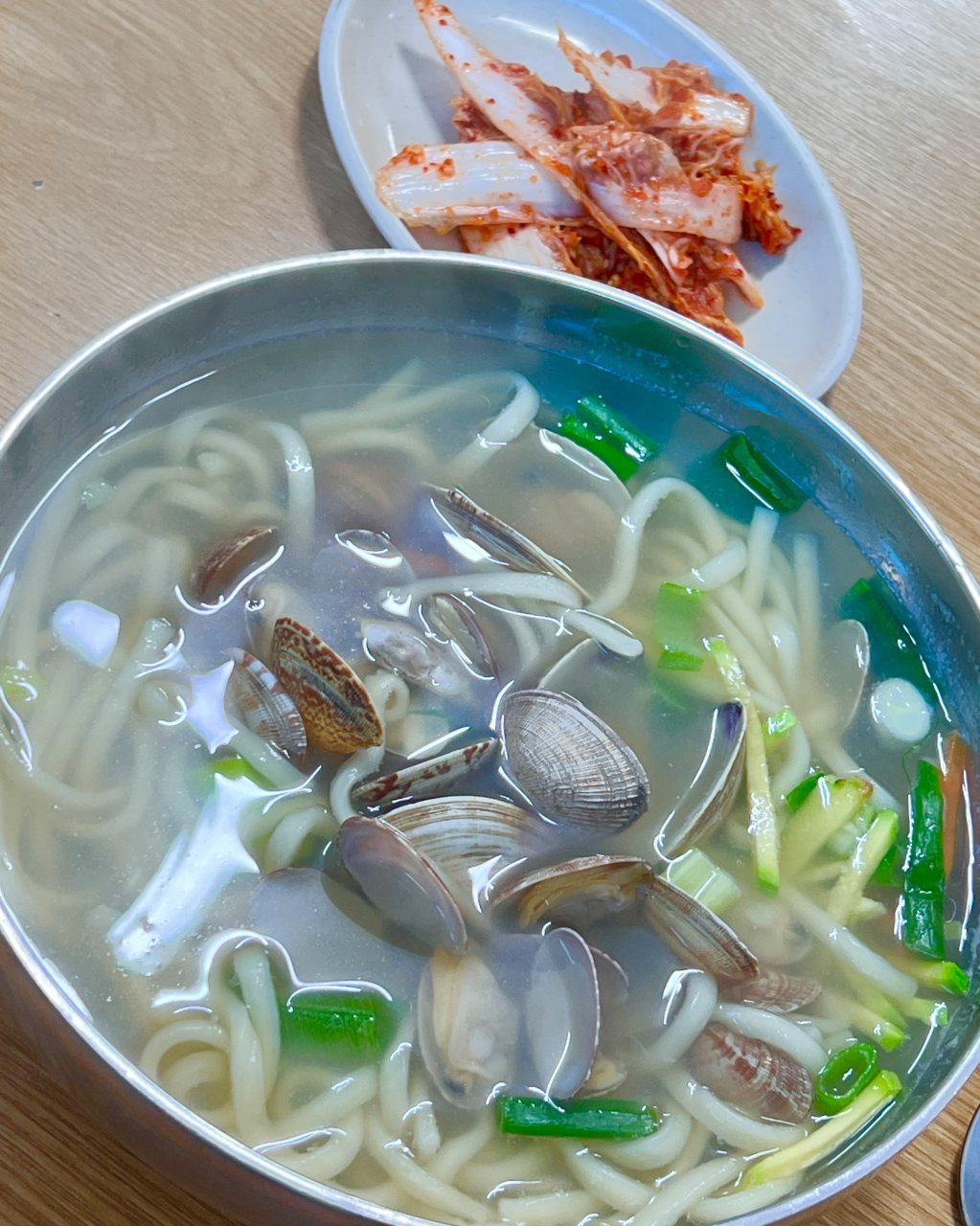 바지락듬뿍칼국수 사진