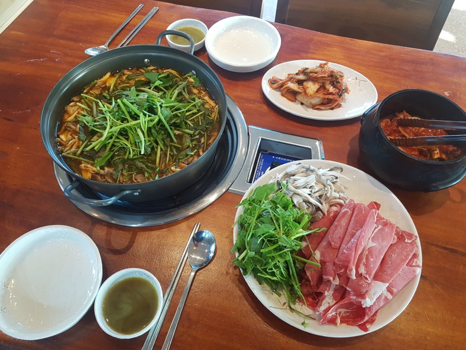담은샤브칼국수 안양예술공원점 사진 1