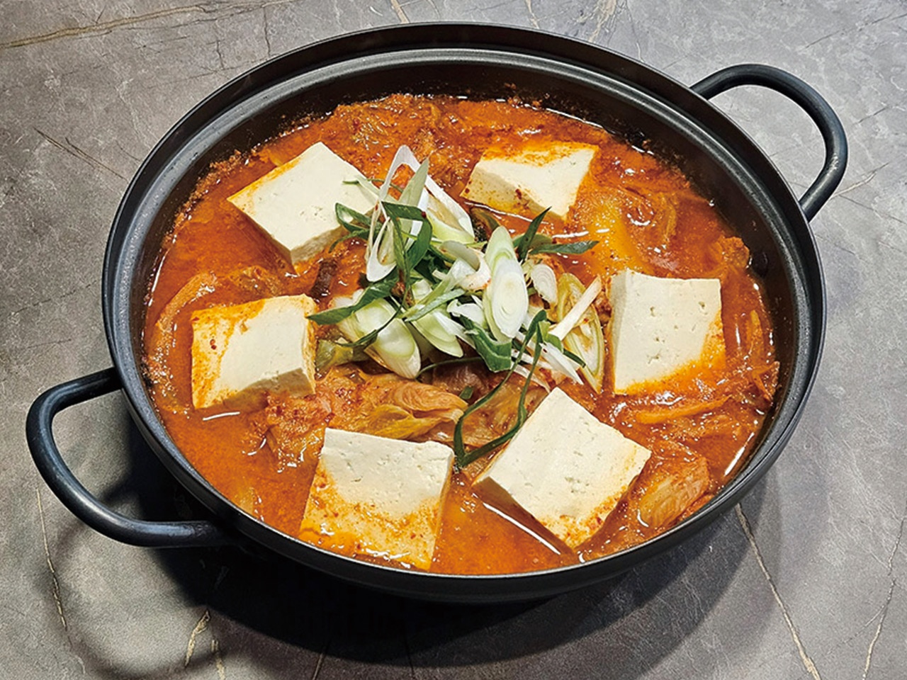 통돼지두루치기한돈돈돈 김포본점 사진 2