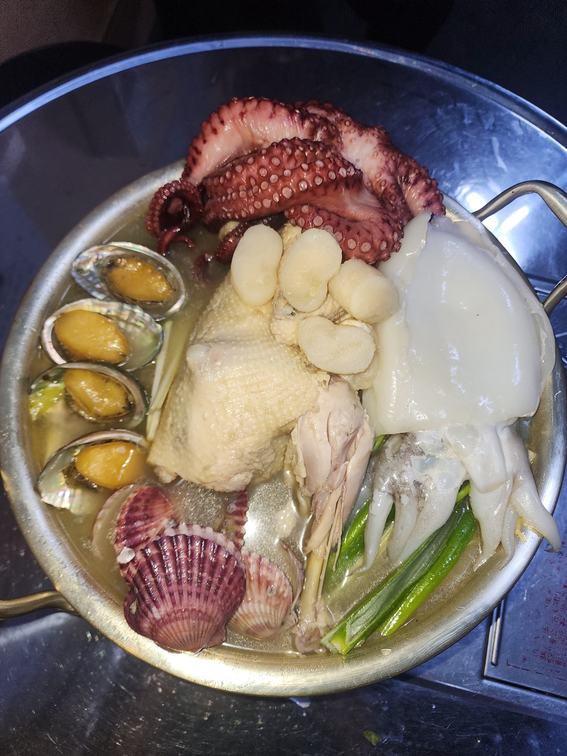 이신돈해물삼합 전문점 사진 3