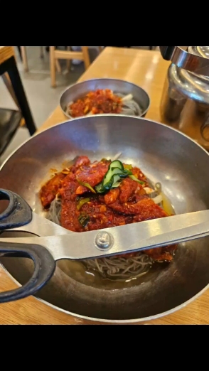 오장동함흥냉면 사진 2