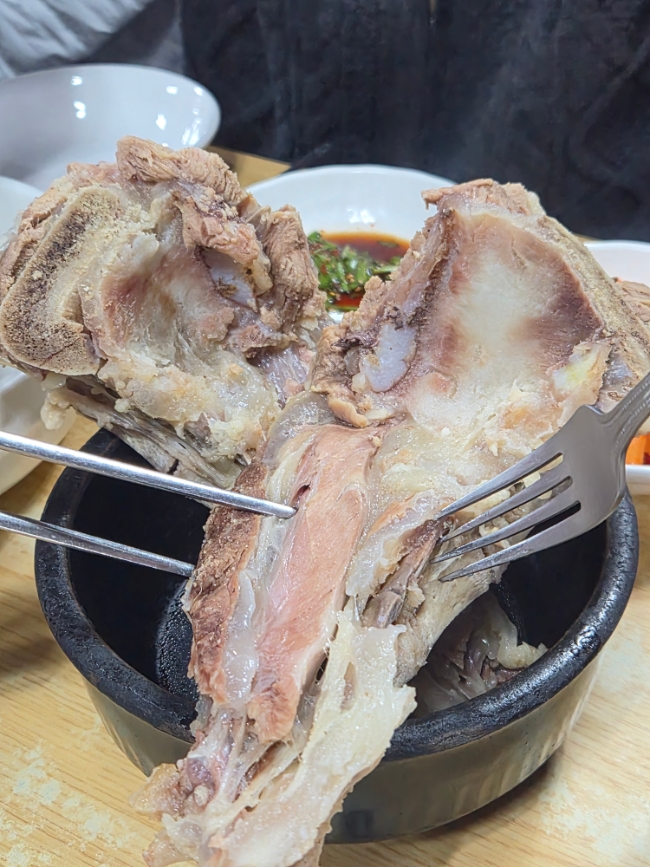덕원꼬리곰탕방치탕전문 사진 3