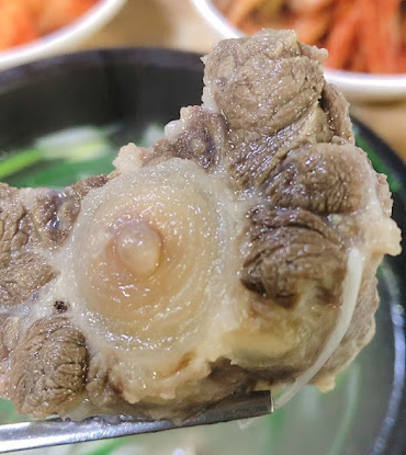 덕원꼬리곰탕방치탕전문 사진 4