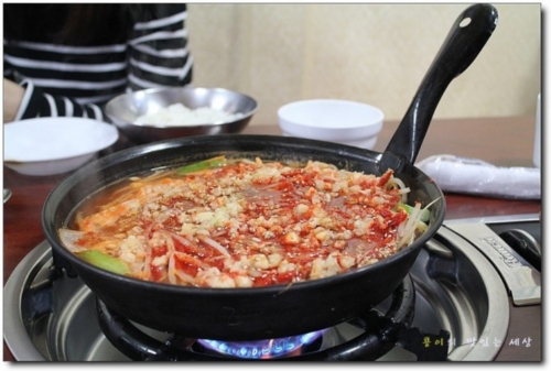 제일솥뚜껑 사진