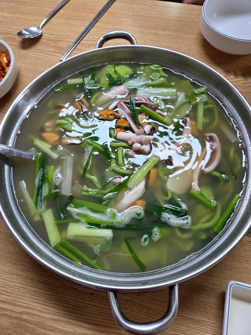 고향홍굴부추손칼국수 사진