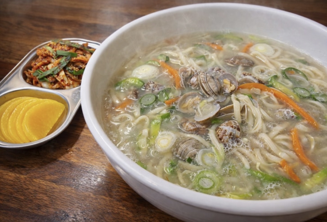 바람난 얼큰 수제비 사진 2