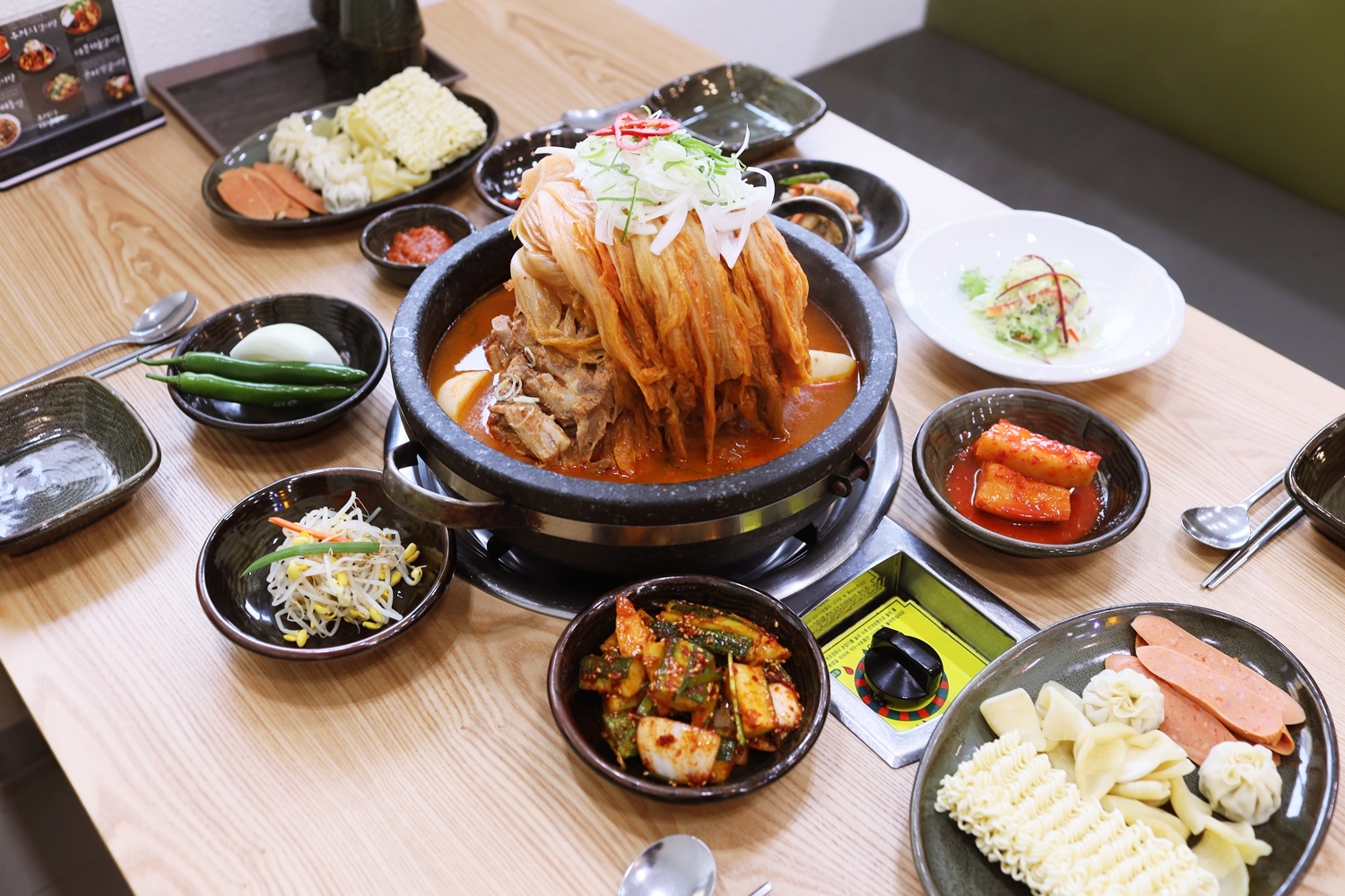 뼈통감자탕본점 사진 1