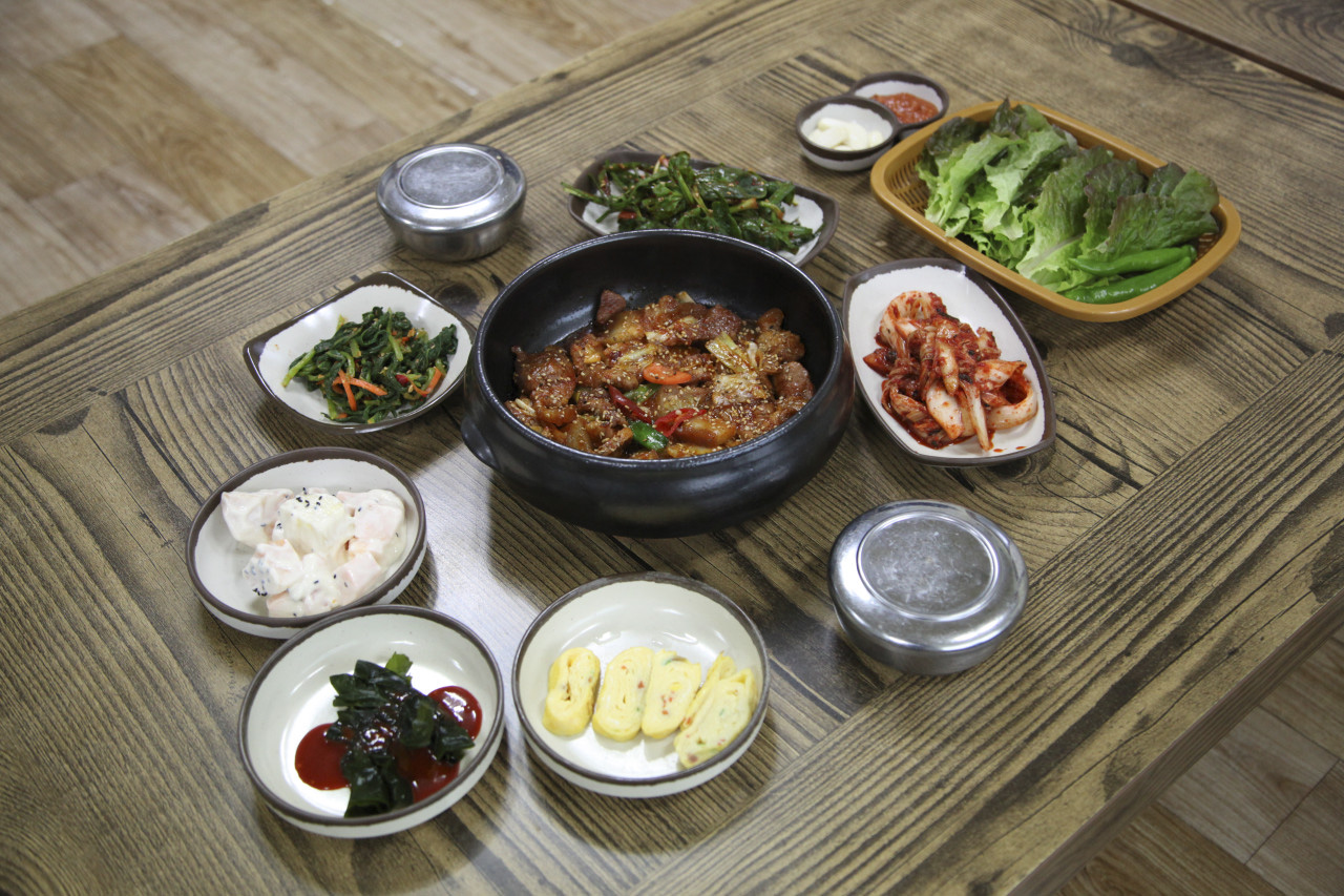 명천식당 사진 2