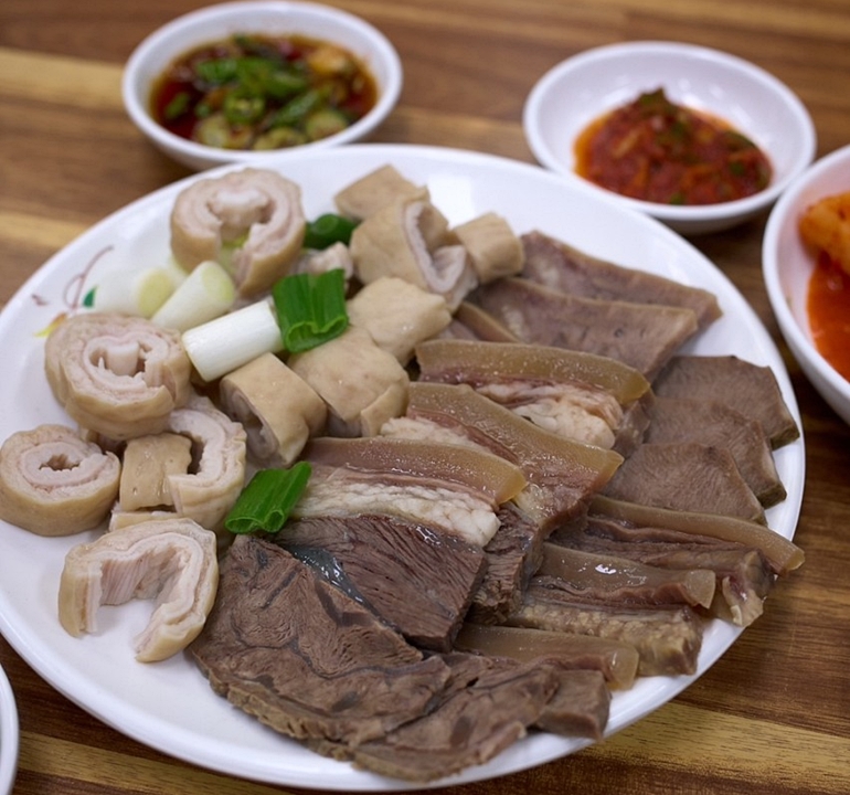 홍흥집 사진 5