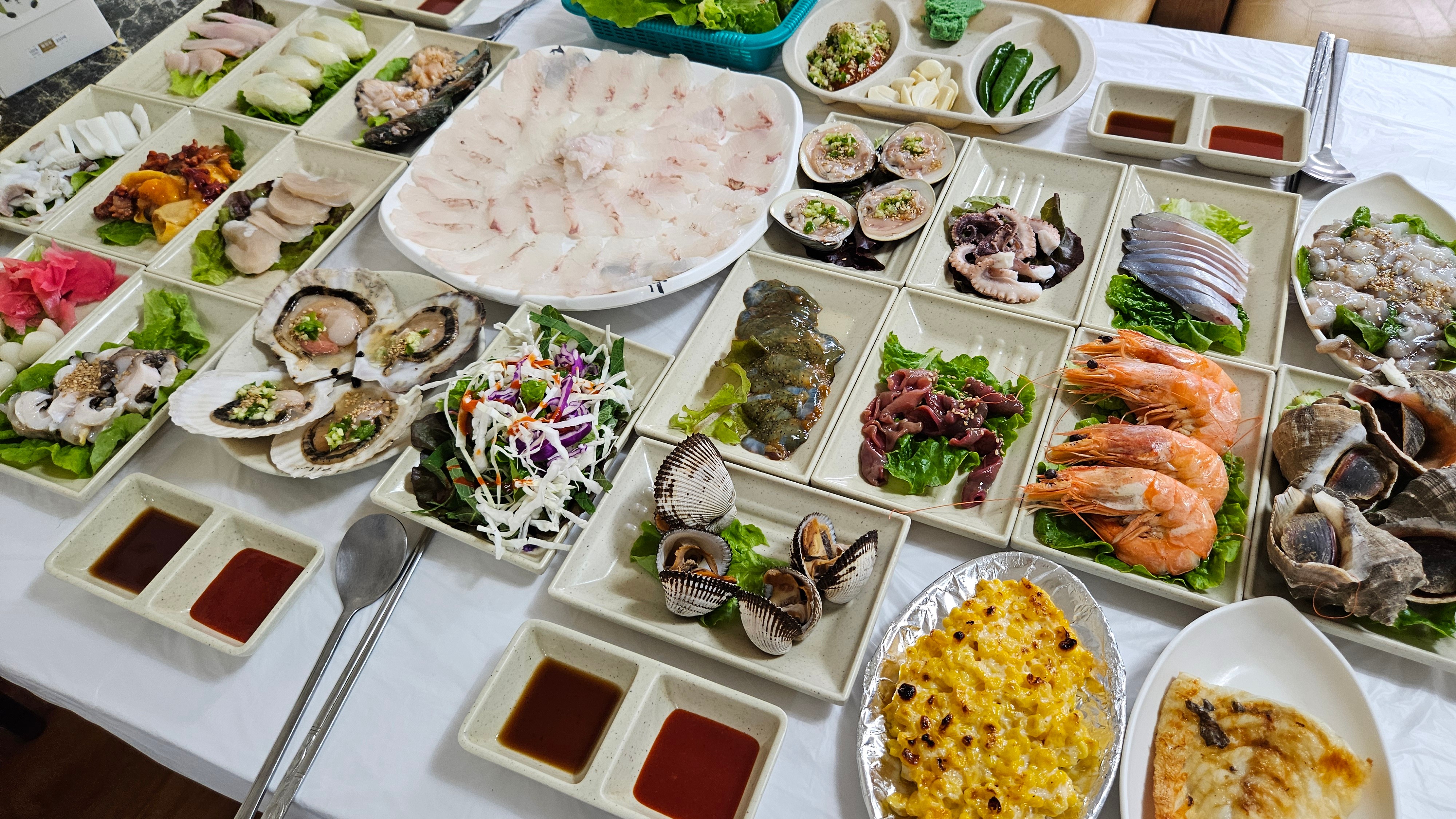 곰소 고향맛횟집 사진 3
