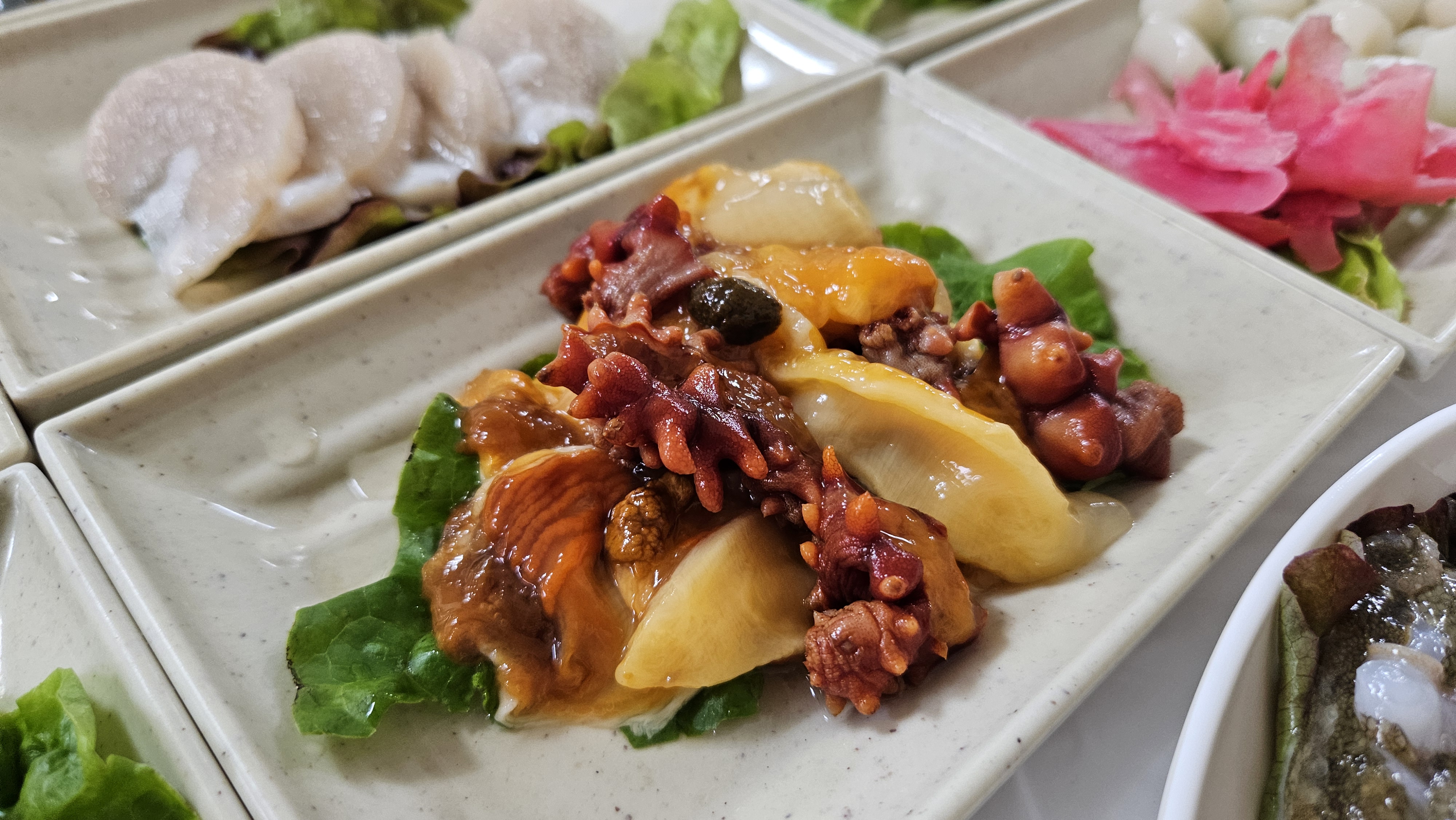 곰소 고향맛횟집 사진 5
