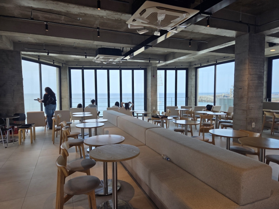보사노바 커피로스터스 강릉점 사진 3