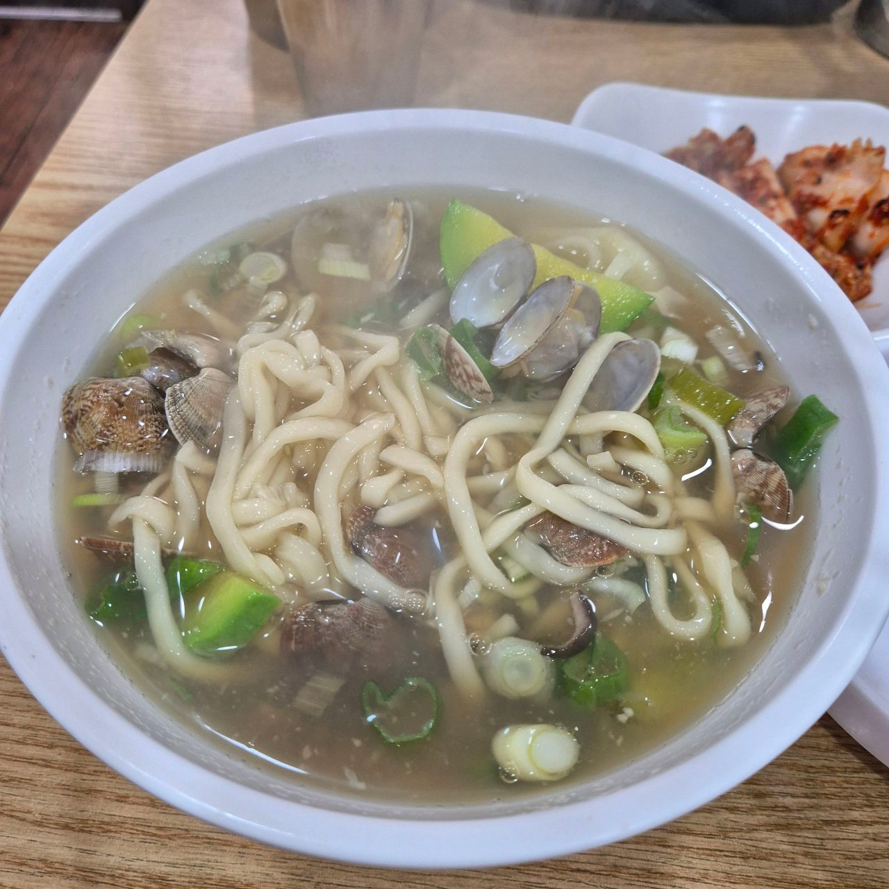일등칼국수 사진