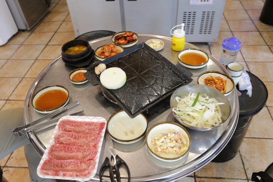 백억한우식당 사진 4